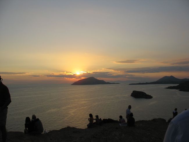 waitingforsunsetsmall (22K)